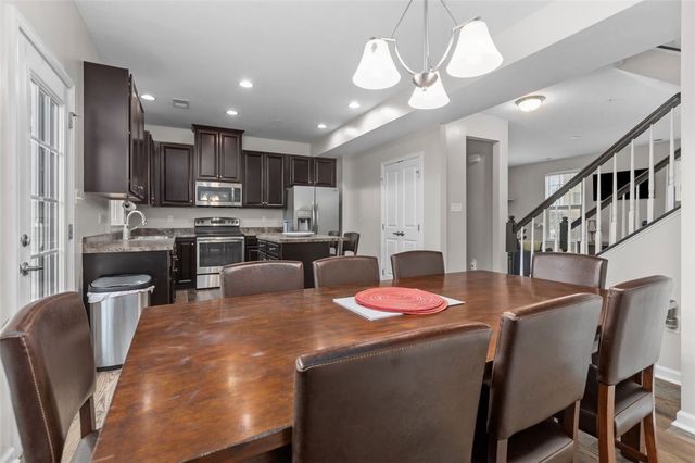 236 Thornapple Ln, Cranberry Twp, PA 16066