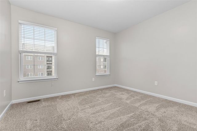 236 Thornapple Ln, Cranberry Twp, PA 16066