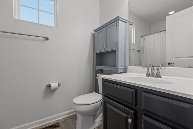 236 Thornapple Ln, Cranberry Twp, PA 16066