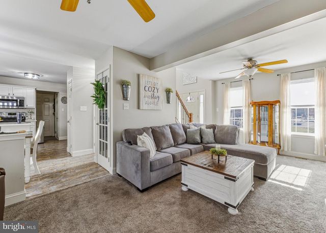 181 ROOSEVELT AVE, Franklinville, NJ 08322