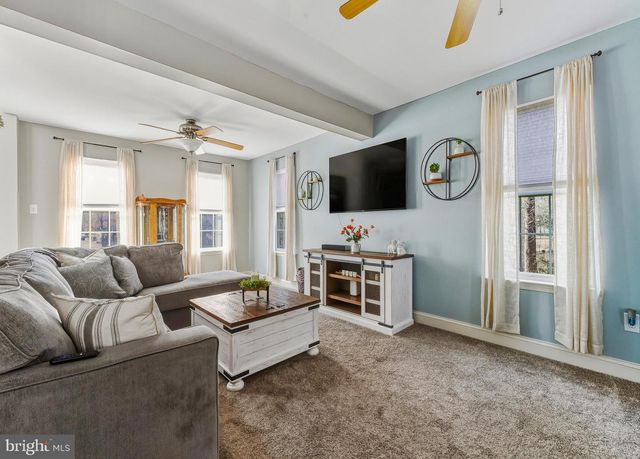 181 ROOSEVELT AVE, Franklinville, NJ 08322