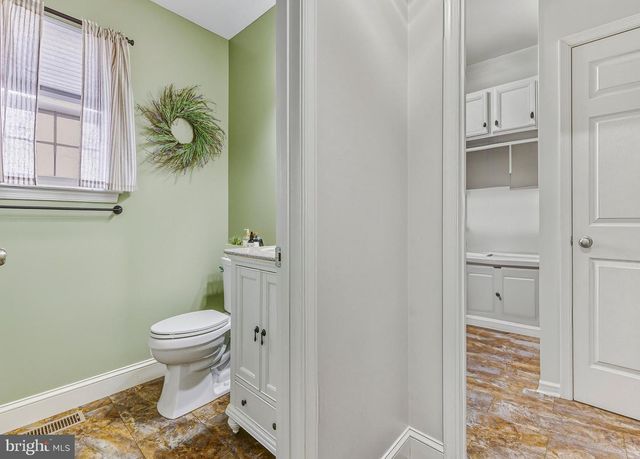 181 ROOSEVELT AVE, Franklinville, NJ 08322