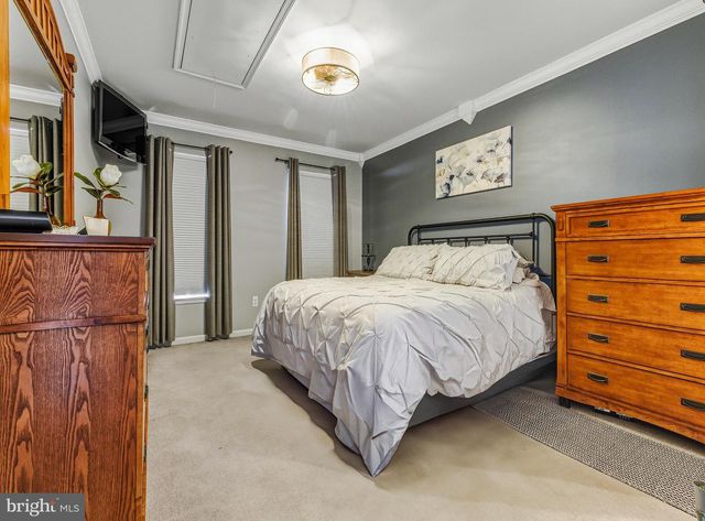 181 ROOSEVELT AVE, Franklinville, NJ 08322