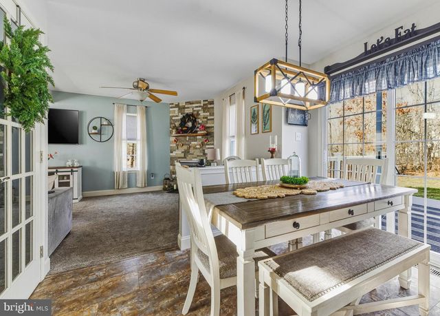 181 ROOSEVELT AVE, Franklinville, NJ 08322