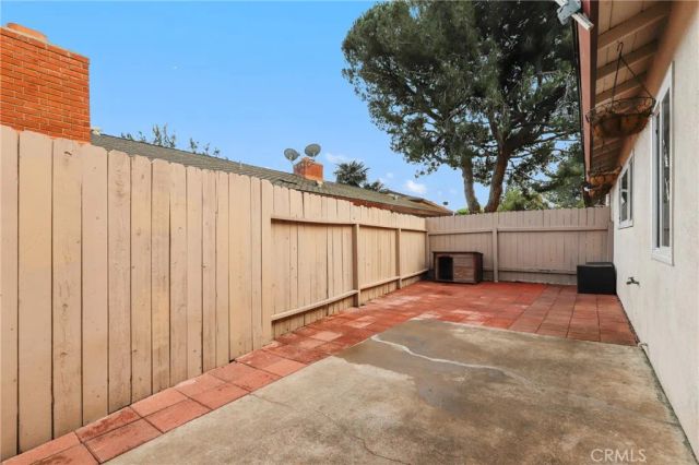 17926 Irvine Boulevard, Tustin, CA 92780