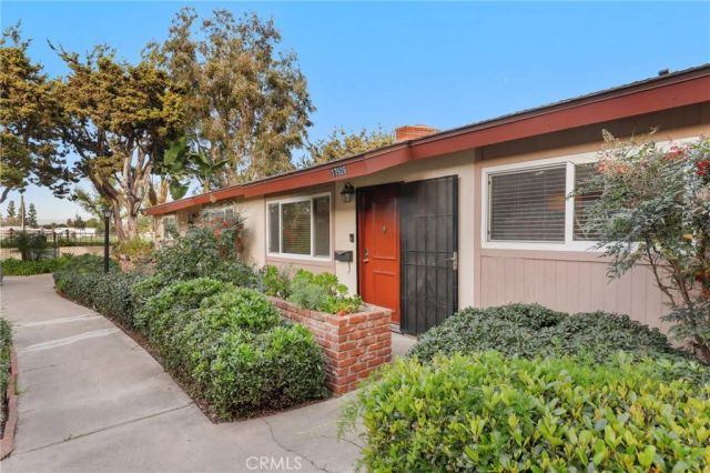 17926 Irvine Boulevard, Tustin, CA 92780