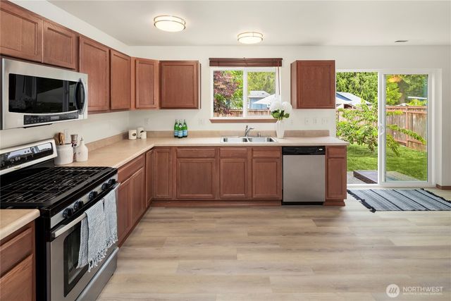 21638 SE 297th Street, Kent, WA 98042