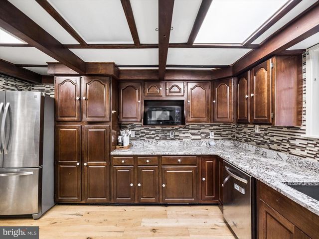 105 OVERLOOK AVE, Willow Grove, PA 19090