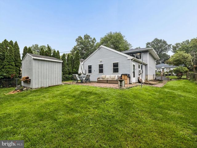 105 OVERLOOK AVE, Willow Grove, PA 19090