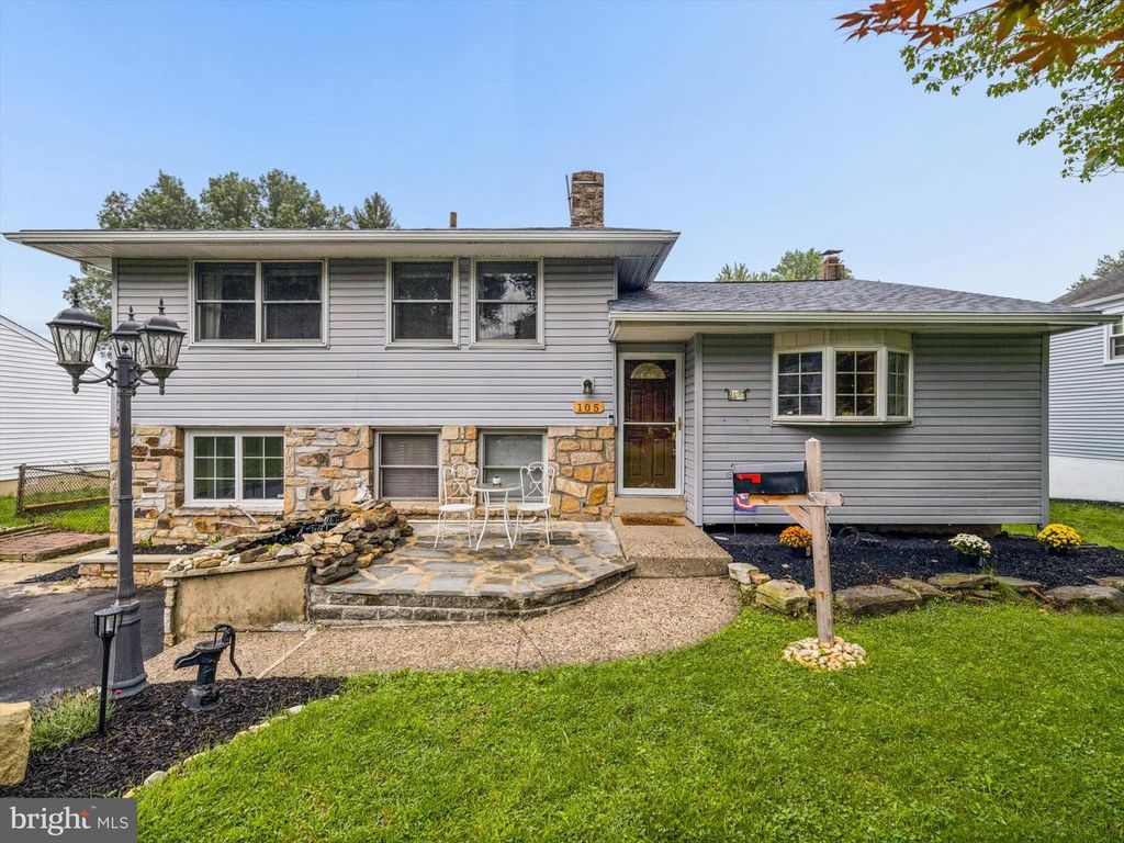 105 OVERLOOK AVE, Willow Grove, PA 19090