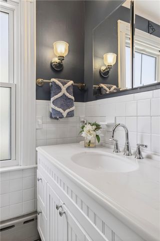 12 Park Street, Newport, RI 02840