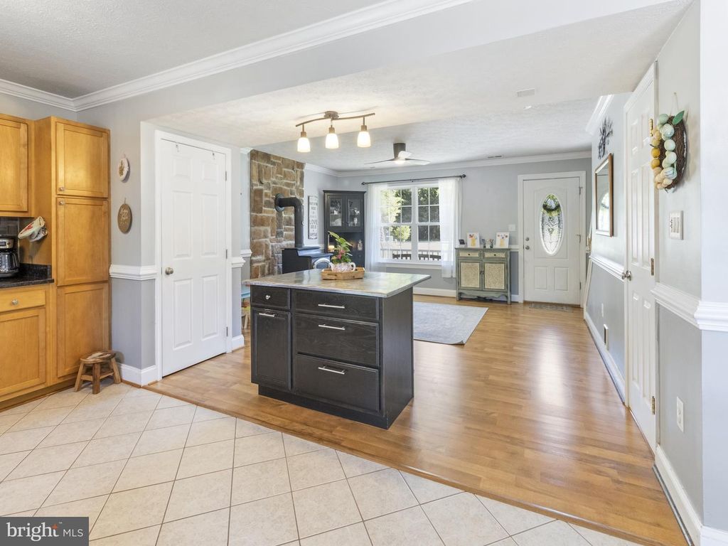 Image 13 of property listing at 43430 BROWNS LN, Leonardtown, MD 20650