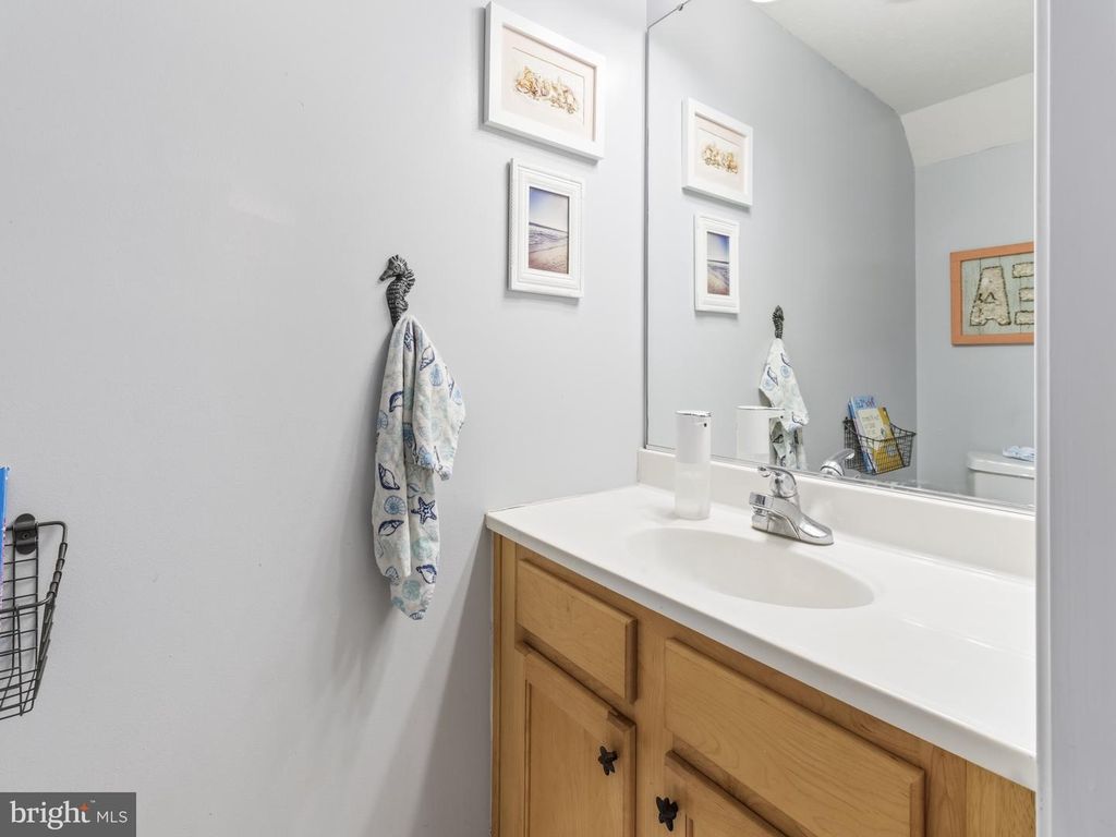 Image 21 of property listing at 43430 BROWNS LN, Leonardtown, MD 20650