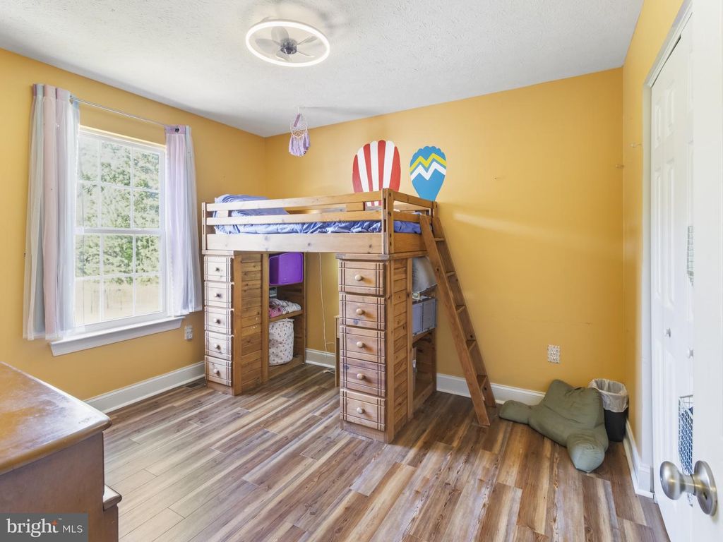 Image 30 of property listing at 43430 BROWNS LN, Leonardtown, MD 20650