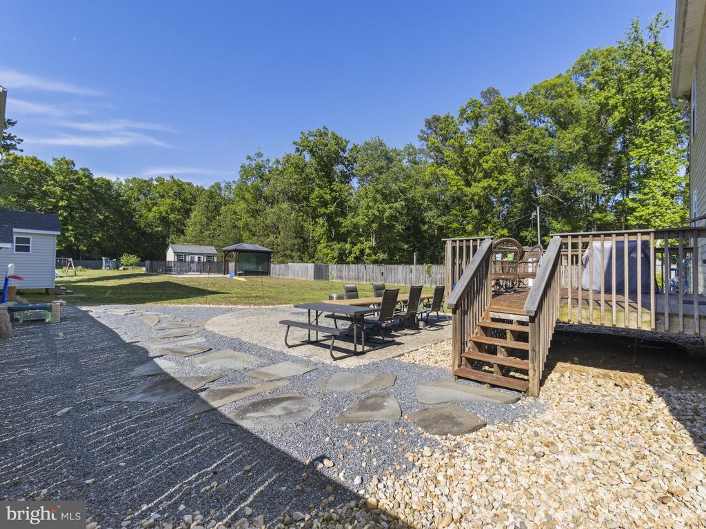 Image 36 of property listing at 43430 BROWNS LN, Leonardtown, MD 20650