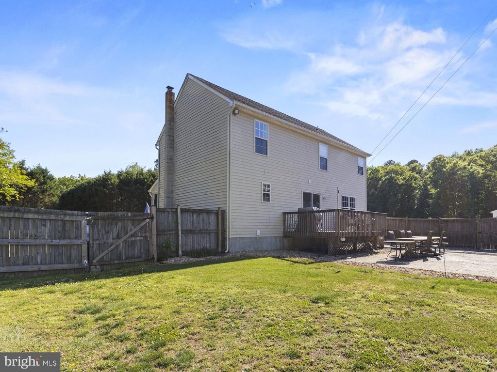 Image 63 of property listing at 43430 BROWNS LN, Leonardtown, MD 20650