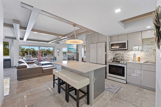 7 Shelter Cove Ln Apt 7549, Hilton Head Island, SC 29928