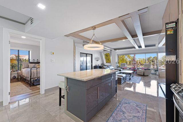 7 Shelter Cove Ln Apt 7549, Hilton Head Island, SC 29928