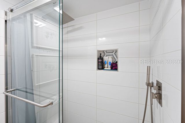 7 Shelter Cove Ln Apt 7549, Hilton Head Island, SC 29928