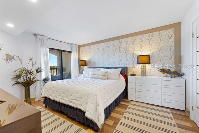 7 Shelter Cove Ln Apt 7549, Hilton Head Island, SC 29928