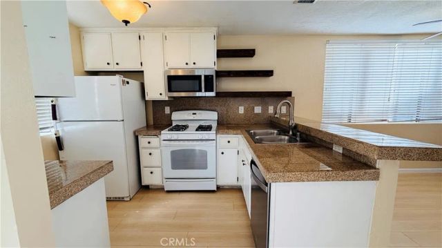 12750 Centralia 130, Lakewood, CA 90715