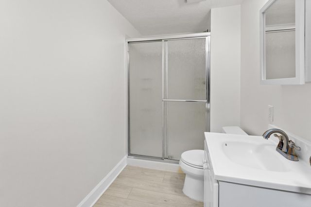 4670 Ridge Cliff Drive, Eagan, MN 55122