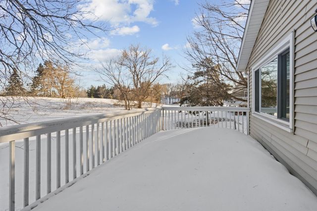 4670 Ridge Cliff Drive, Eagan, MN 55122