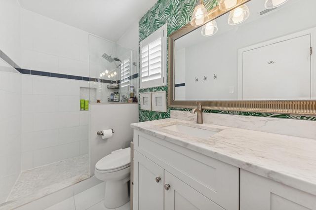 13 Fairway, Boynton Beach, FL 33436