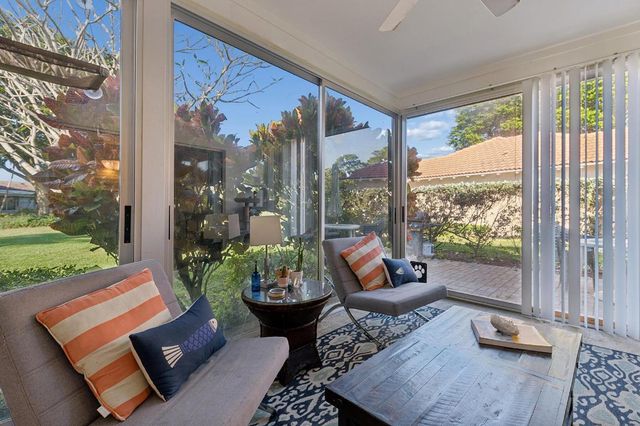 13 Fairway, Boynton Beach, FL 33436