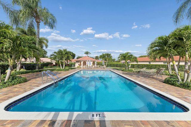 13 Fairway, Boynton Beach, FL 33436