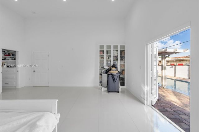 5330 SW 7th Street, Miami, FL 33134