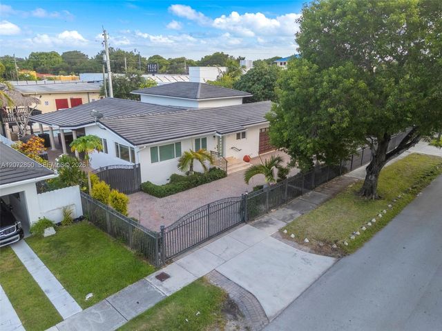 5330 SW 7th Street, Miami, FL 33134