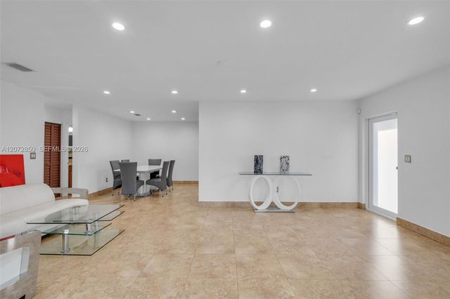 5330 SW 7th Street, Miami, FL 33134