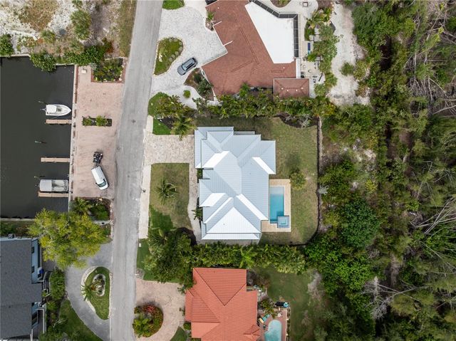 626 BUTTONWOOD DRIVE, Longboat Key, FL 34228