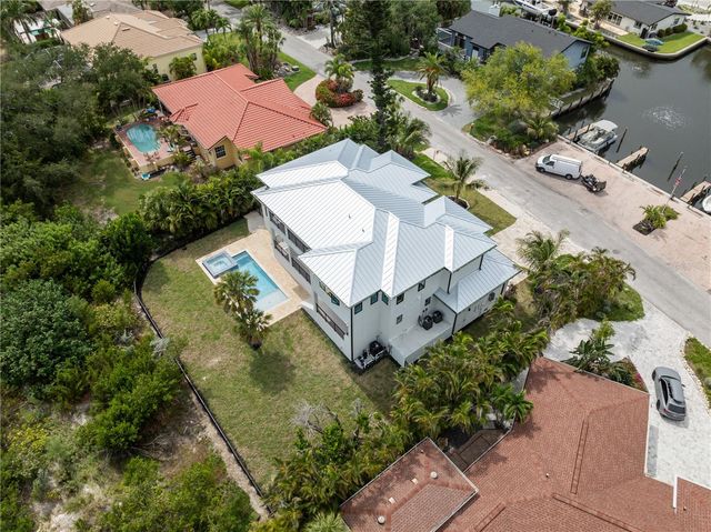 626 BUTTONWOOD DRIVE, Longboat Key, FL 34228