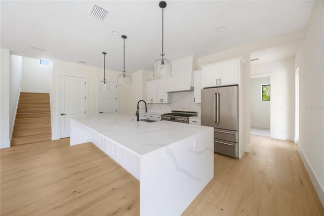 626 BUTTONWOOD DRIVE, Longboat Key, FL 34228