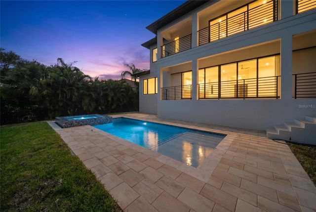 626 BUTTONWOOD DRIVE, Longboat Key, FL 34228