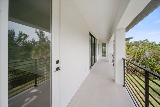 626 BUTTONWOOD DRIVE, Longboat Key, FL 34228