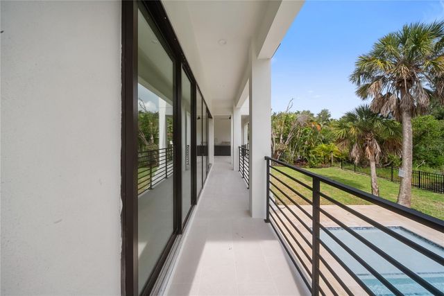 626 BUTTONWOOD DRIVE, Longboat Key, FL 34228