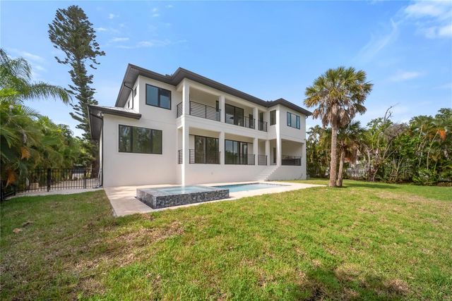 626 BUTTONWOOD DRIVE, Longboat Key, FL 34228