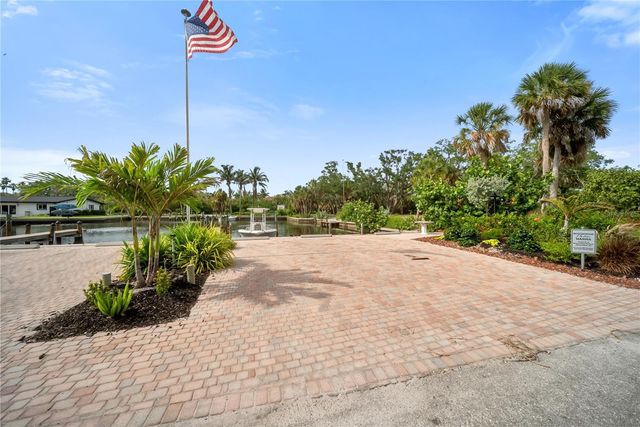 626 BUTTONWOOD DRIVE, Longboat Key, FL 34228