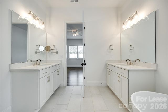 13702 Tranquil Day Drive, Matthews, NC 28105