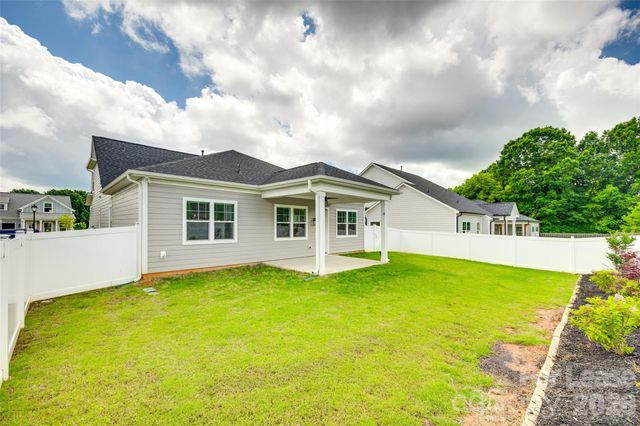 13702 Tranquil Day Drive, Matthews, NC 28105