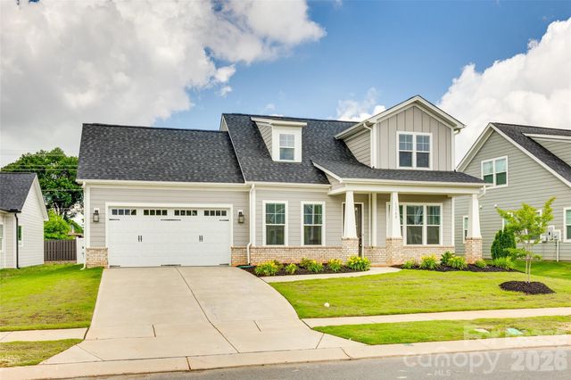 13702 Tranquil Day Drive, Matthews, NC 28105