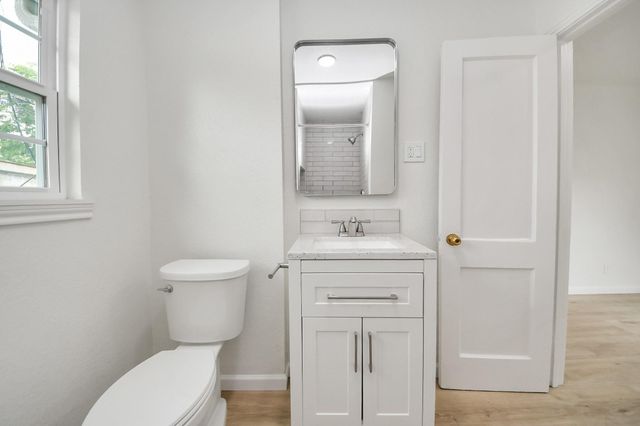 816 Hawthorne Street, Houston, TX 77006