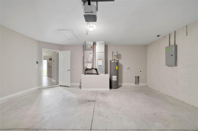 16271 SW 27TH TERRACE ROAD, Ocala, FL 34473