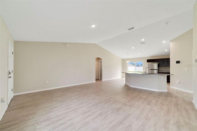 16271 SW 27TH TERRACE ROAD, Ocala, FL 34473