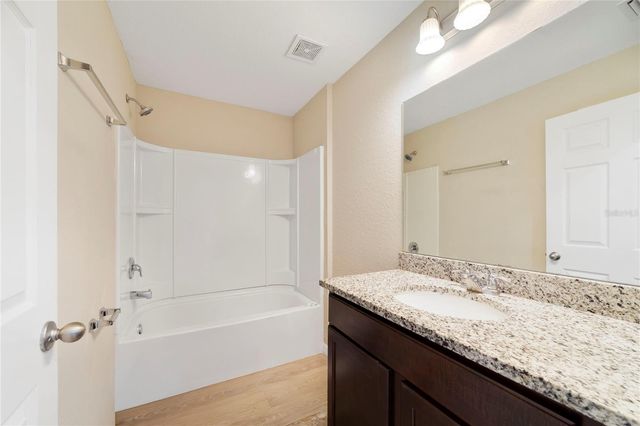 16271 SW 27TH TERRACE ROAD, Ocala, FL 34473
