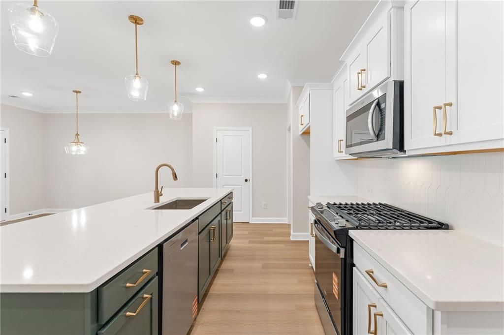 242 Admor Lane, Acworth, GA 30102