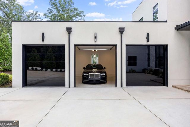 1105 Moores Mill Road, Atlanta, GA 30327